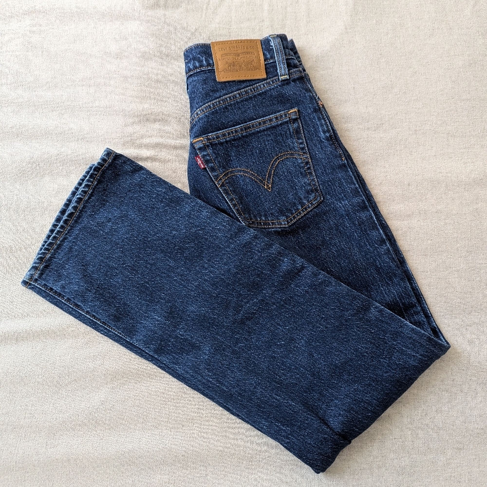 Levi's Ribcage Straight Ankle Jeans